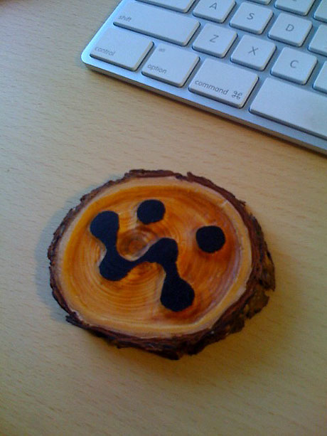 37signals logo in wood